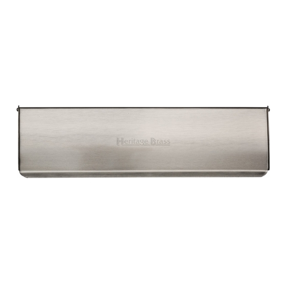AA53SS • 280 x 082mm • Satin Stainless • Internal Letter Tidy